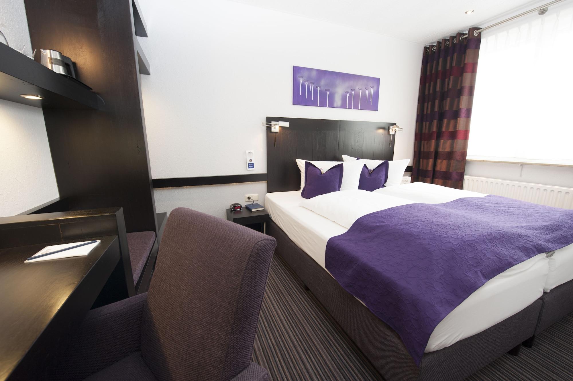 Best Western City Hotel Пирмазенс Екстериор снимка