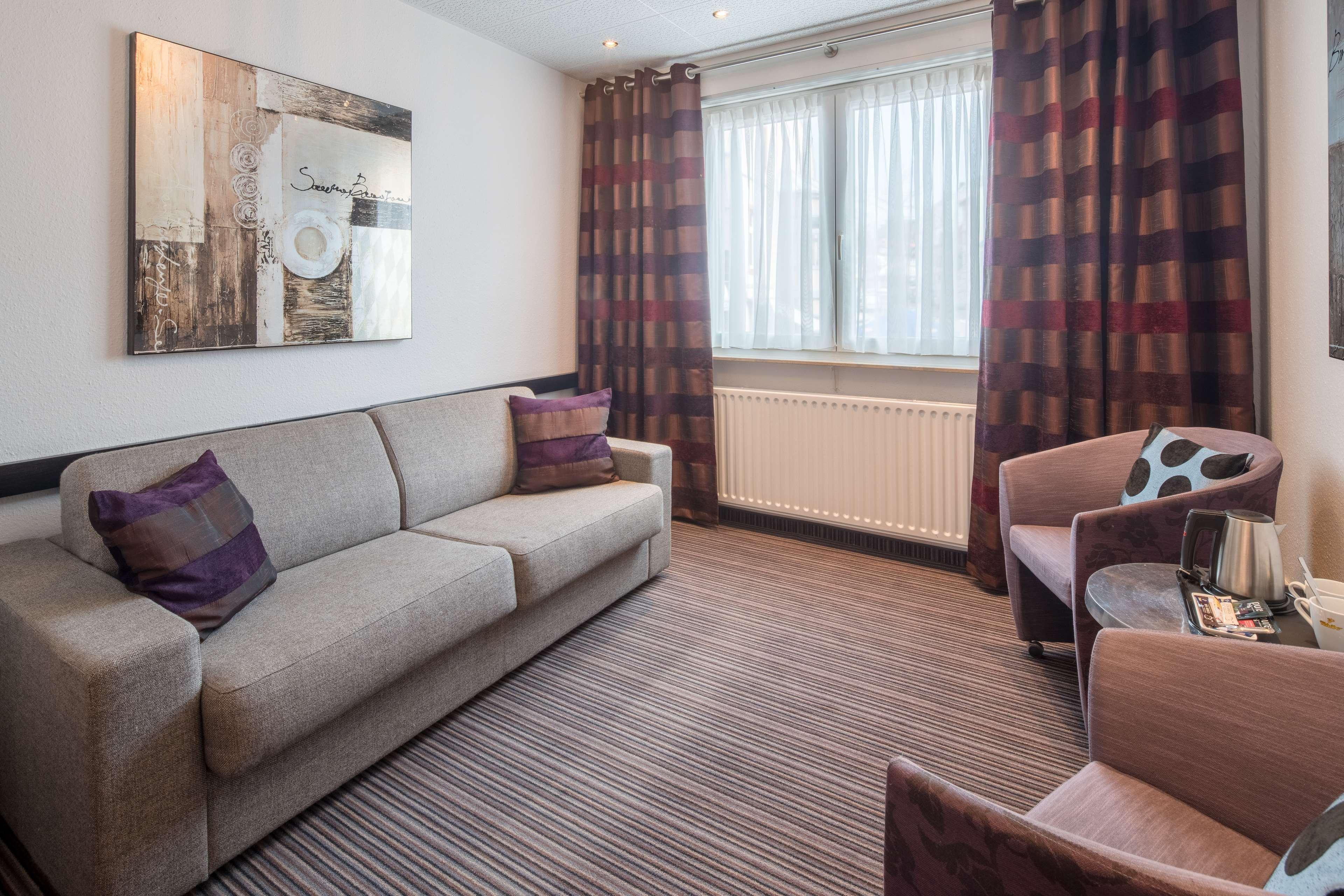Best Western City Hotel Пирмазенс Екстериор снимка