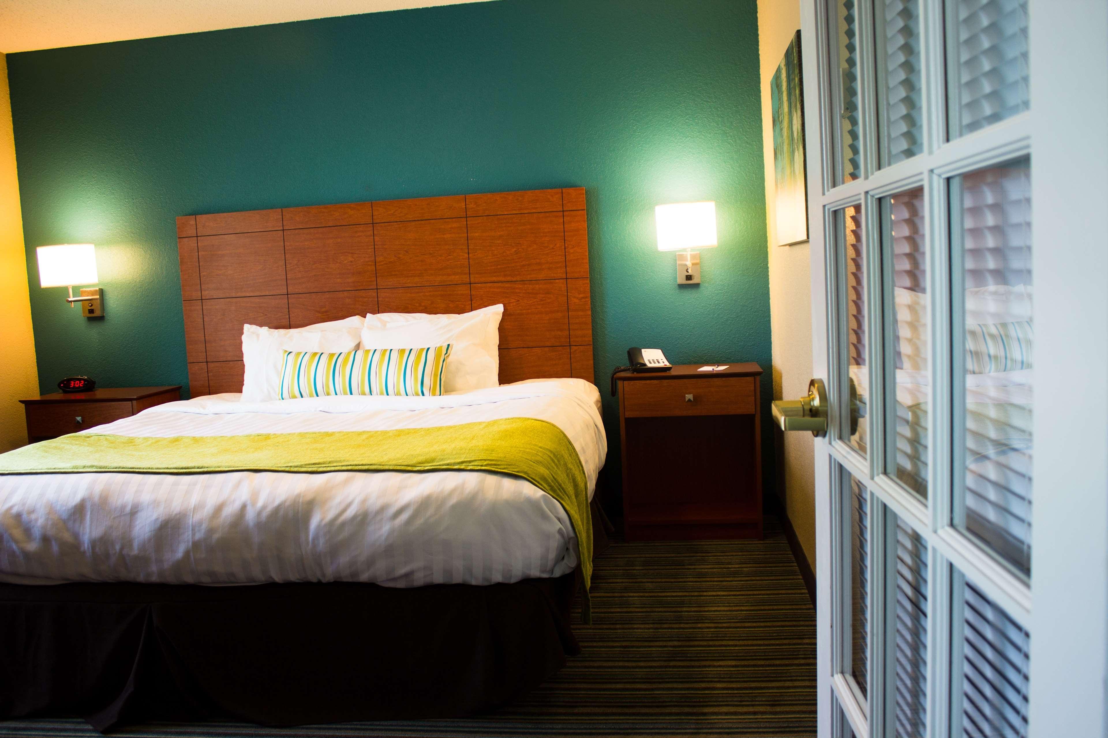 Best Western City Hotel Пирмазенс Екстериор снимка