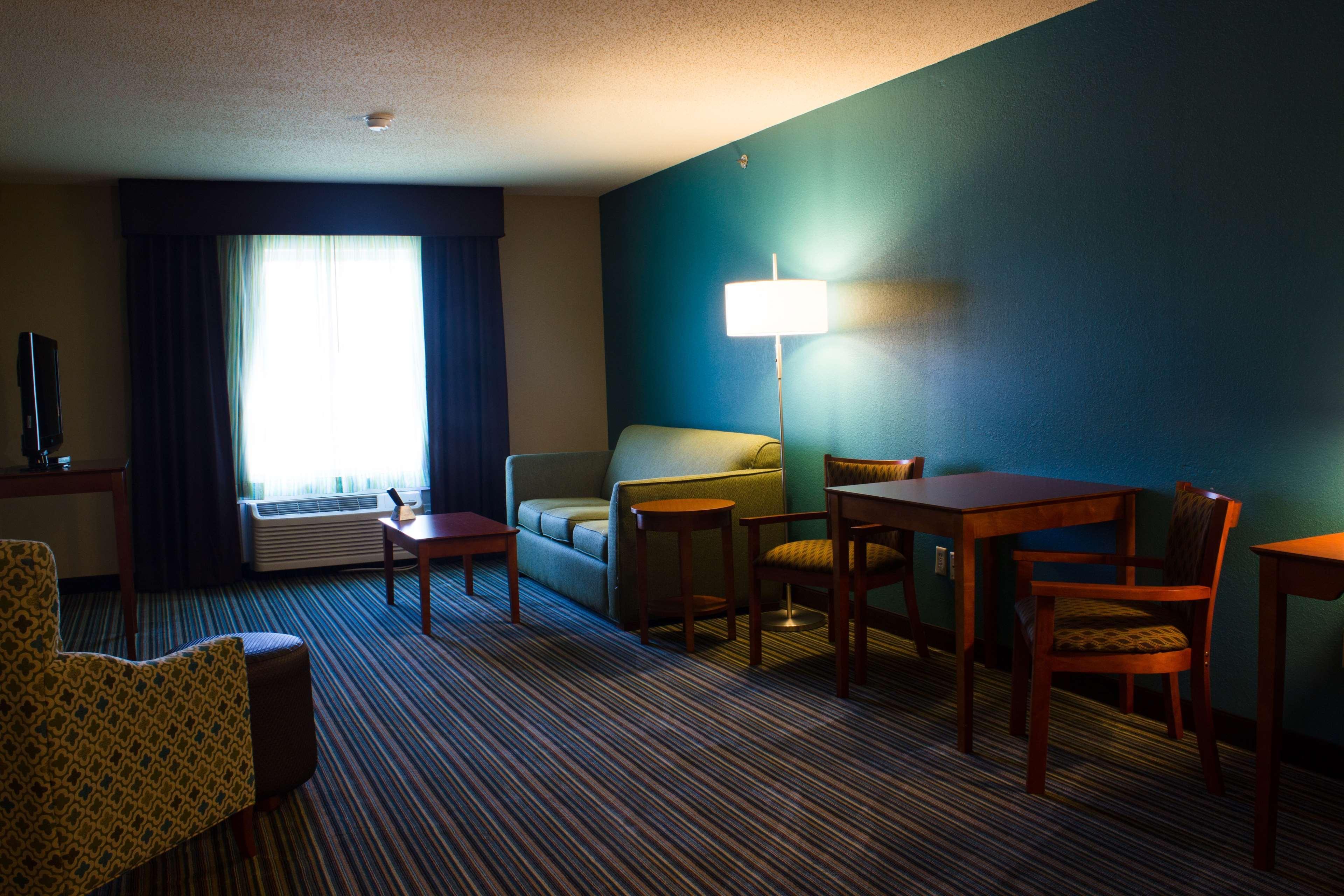Best Western City Hotel Пирмазенс Екстериор снимка